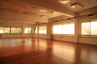 20081026214650-foto-sala-e-mail.jpg